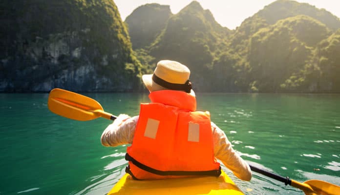 What-To-Wear-Kayaking-and-What-To-Avoid