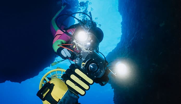 How-To-Choose-The-Best-Dive-Light