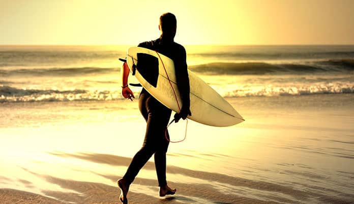 What-To-Look-For-In-The-Best-Wetsuits-For-Surfing