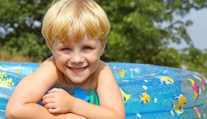 Best_Blow_Up_Swimming_Pools_For_Kids