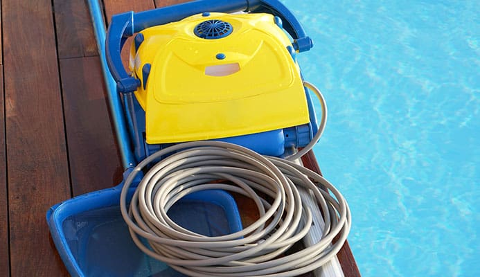 How_To_Choose_A_Pool_Cleaner