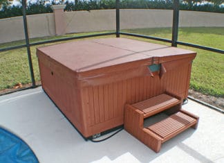 Best_Hot_Tub_Cover_Lifters