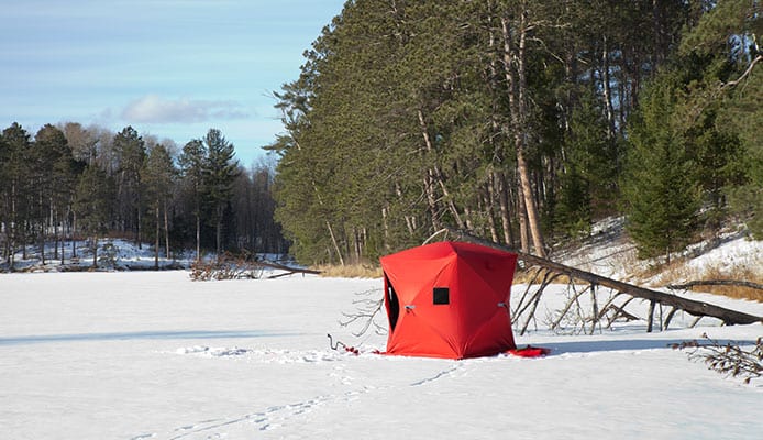 2 PERSON Fast Set Up ICE FISHING HUT Shelter Portable Tent Case Uninsulated NEW