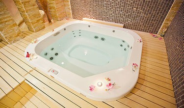 5_common_hot_tub_troubleshooting_issues_and_solutions