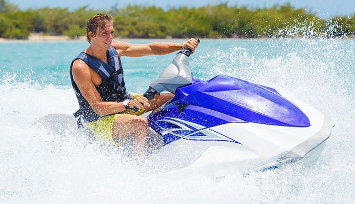 How_To_Choose_A_Life_Jackets_For_Jet_Ski