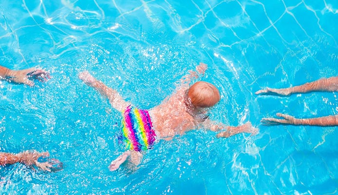 Swimming_With_Baby_Everything_You_Need_You_Know_About_Babies_First_Swim