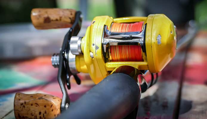 Tips_For_Choosing_The_Right_Color_For_Your_Fishing_Line