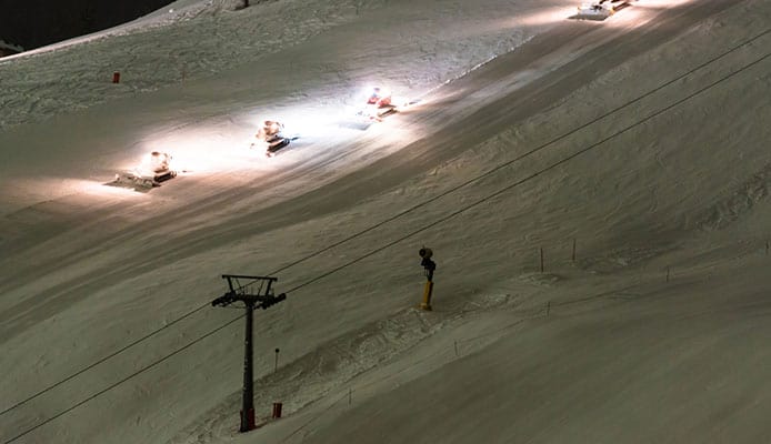 Night_Skiing_Guide_What_To_Expect_And_What_To_Avoid