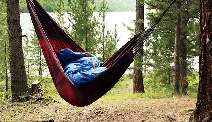 Hammock_Camping_Without_Trees_3_Ways_That_Work