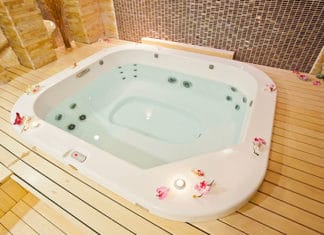 Best_Gifts_For_Hot_Tub_Owners