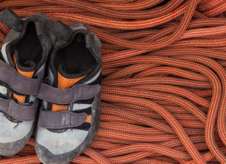 How_To_Break_And_Stretch_Climbing_Shoes