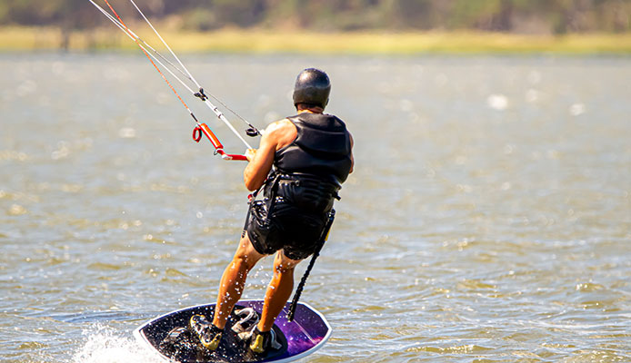 Kiteboarding_Helmets